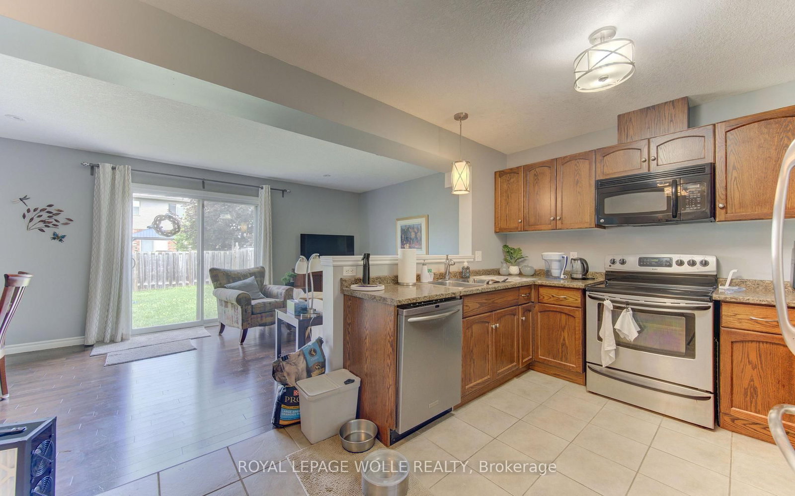 6 Edwards Street • Guelph, ON photo 6