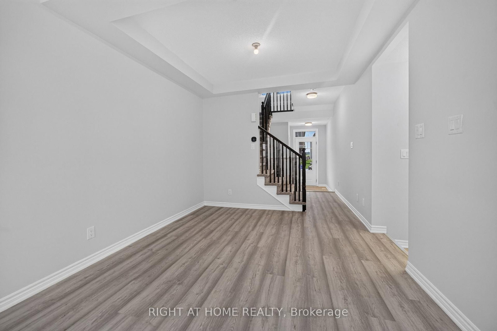 263 Sweetvalley Drive • Ottawa, ON photo 9