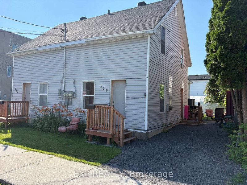 228 First Street, Cornwall