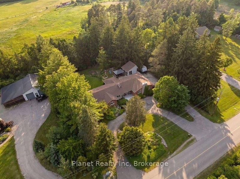 4426 Side Road 10