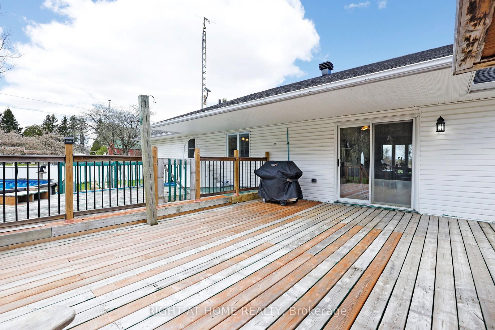 902 Rue Elizabeth Street • Alfred and Plantagenet, ON photo 26