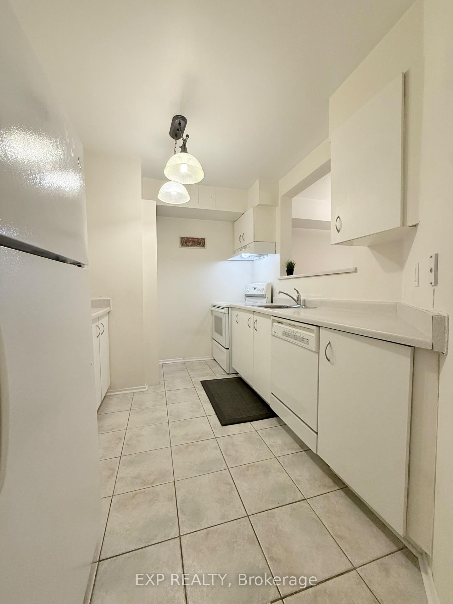 316 Lorry Greenberg Drive • #122 • Ottawa, ON photo 20