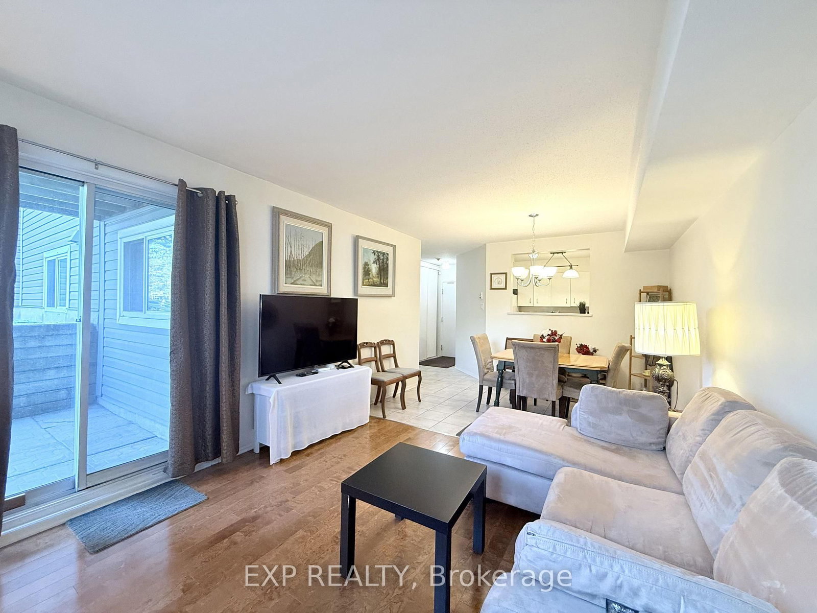 316 Lorry Greenberg Drive • #122 • Ottawa, ON photo 4