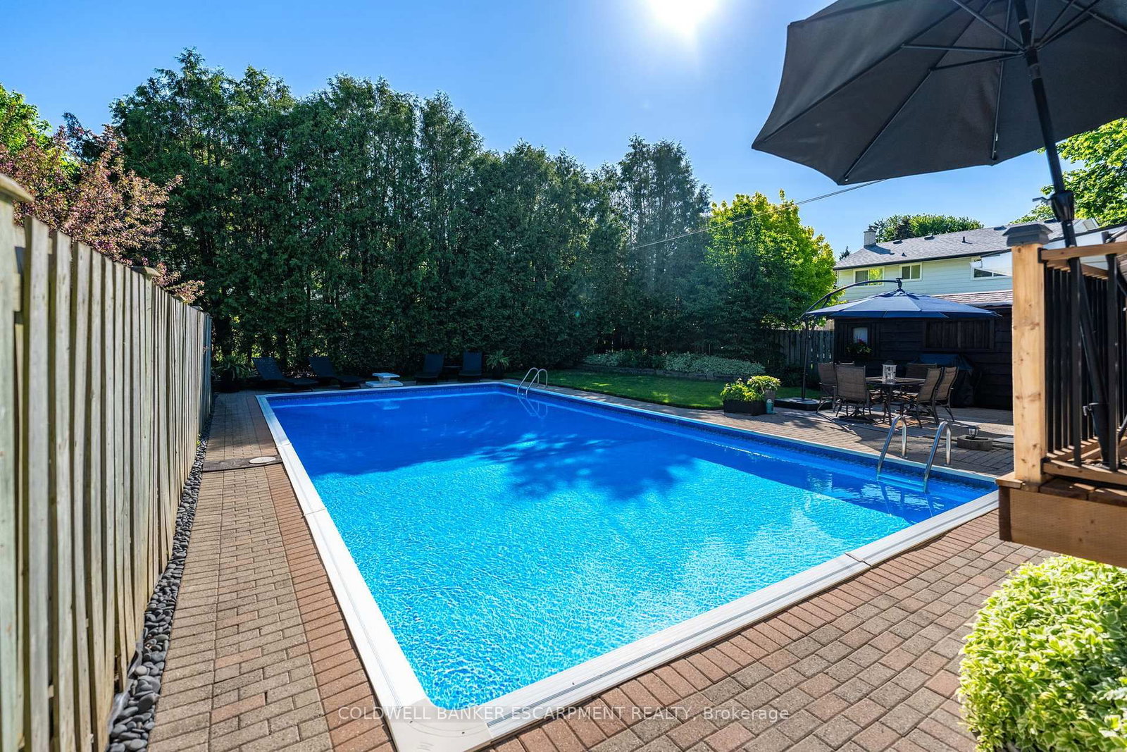 Detached House for sale at 40 Strathmere Place, Guelph, Ontario, N1H 5L8 - Riverside Park - MLS: X13552346