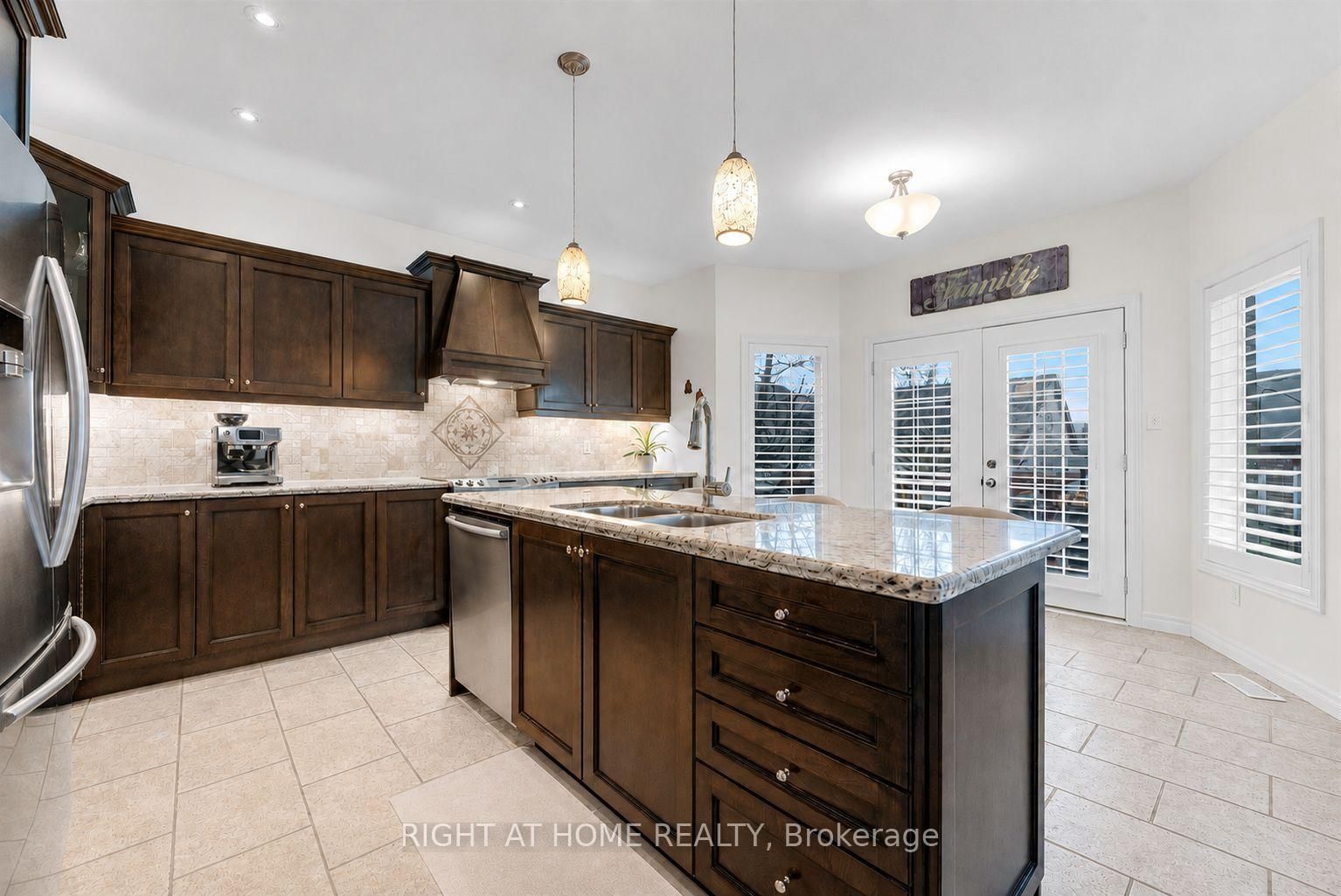 87 Newcombe Road N • Hamilton, ON photo 10