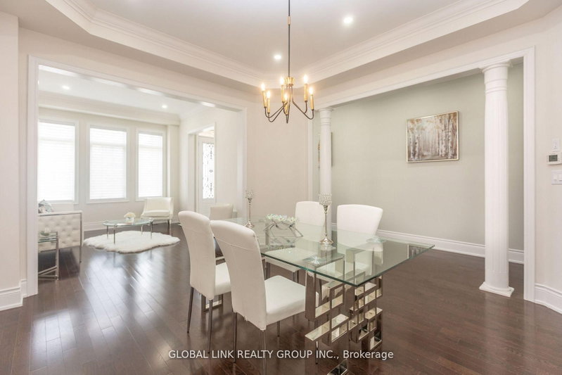44 Golden Hawk Dr photo 5