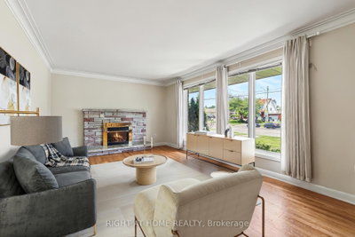 1640 FISHER Avenue — photo 3