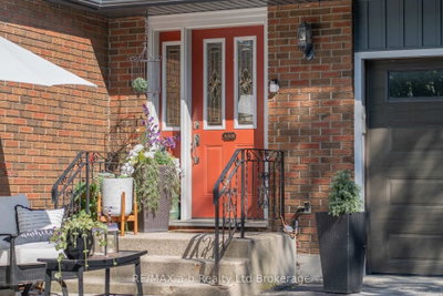 6 Camdon Court — photo 4