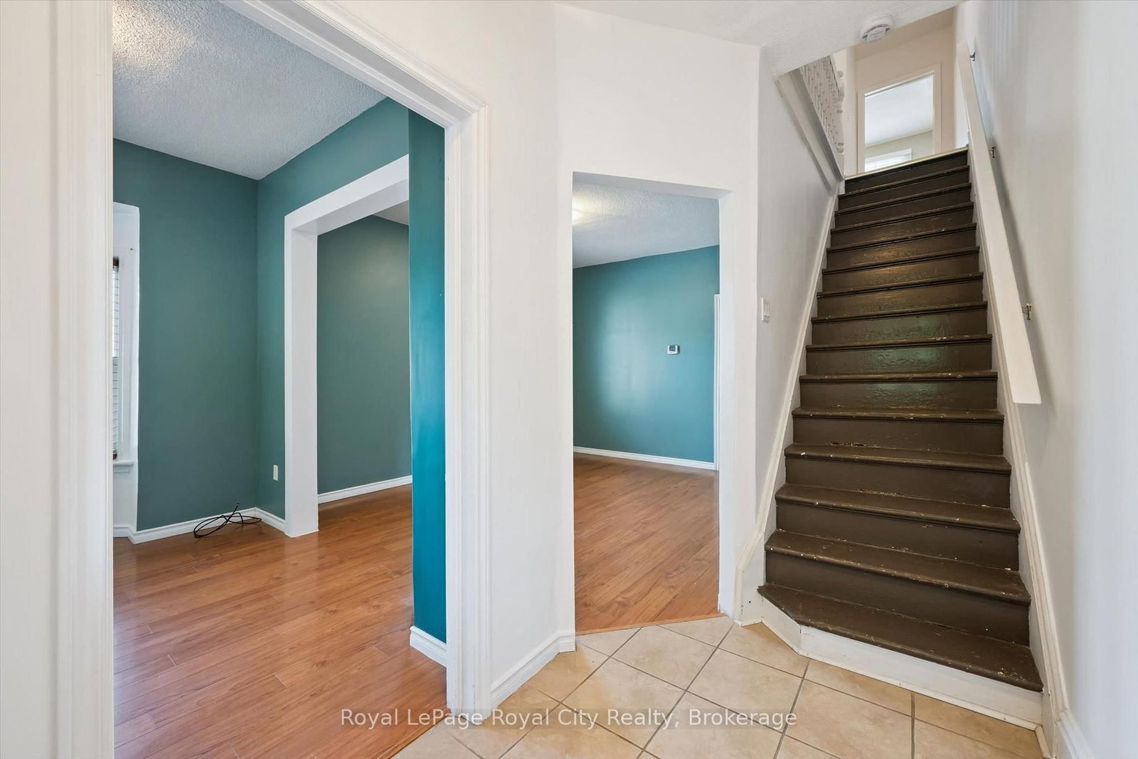 90 Neeve Street • Guelph, ON photo 6