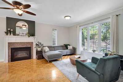 1129 Sunningdale Road E • London North, ON photo 6