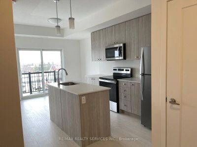 Unit C11 — 10 PALACE Street — photo 5