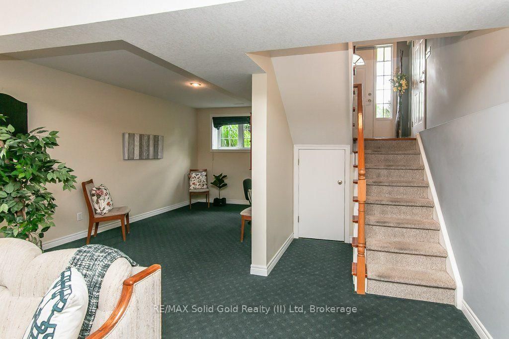 77 Lawrence Street • Wellesley, ON photo 28