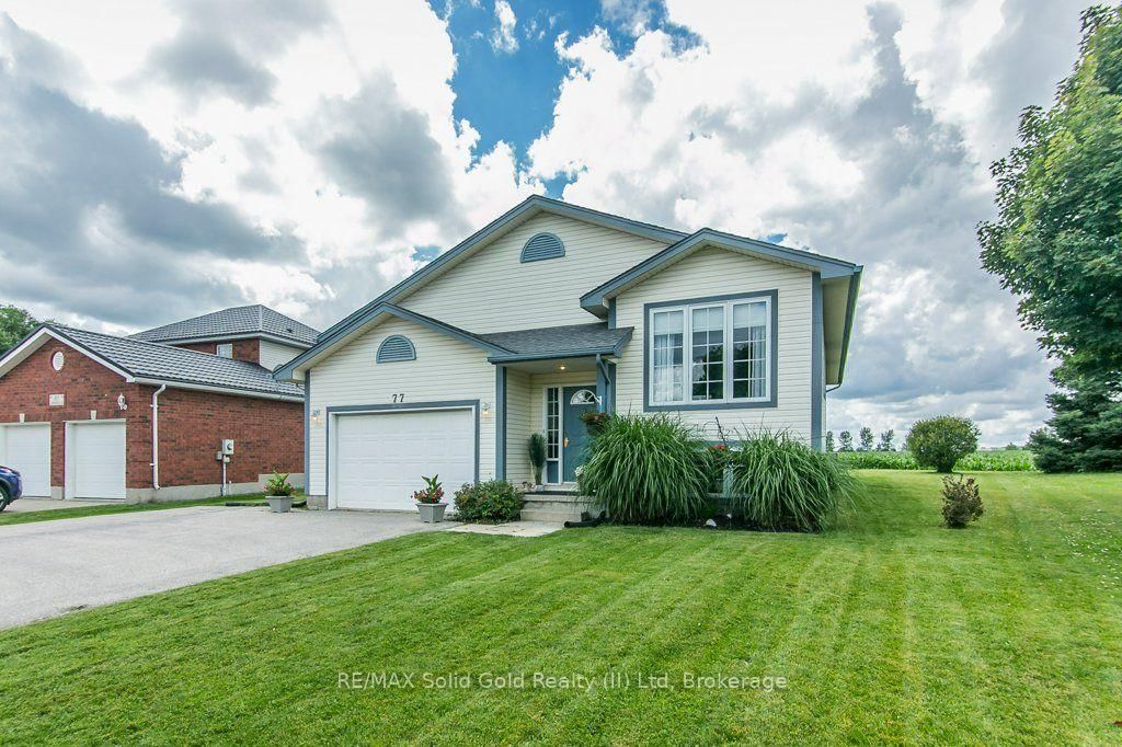 77 Lawrence Street • Wellesley, ON photo 3