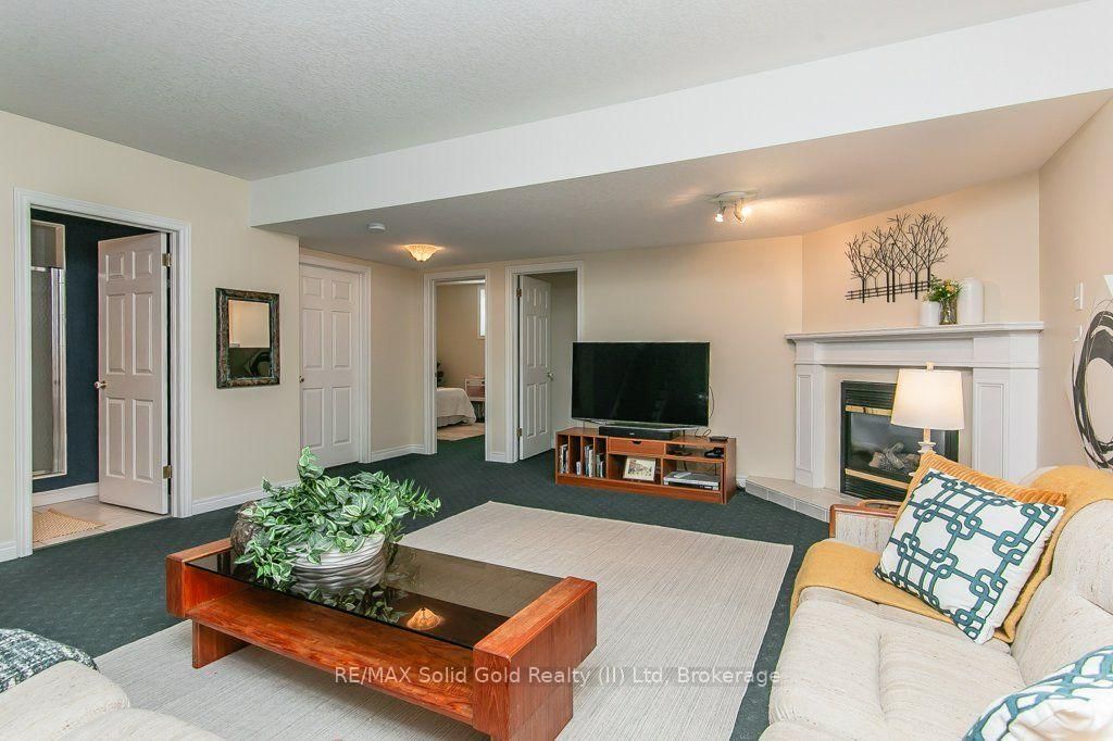 77 Lawrence Street • Wellesley, ON photo 32