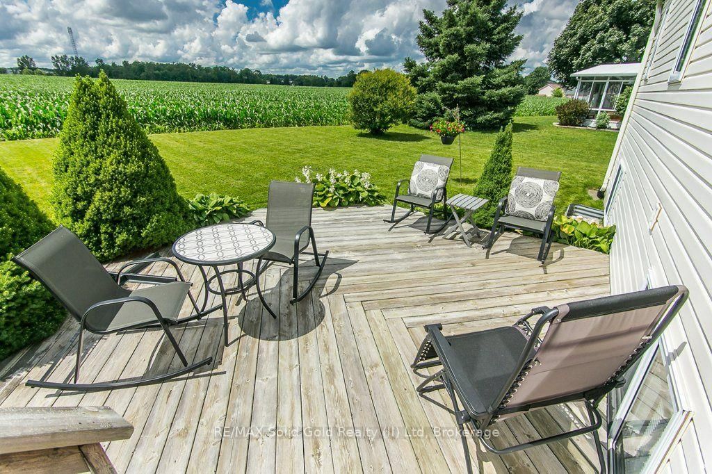 77 Lawrence Street • Wellesley, ON photo 40