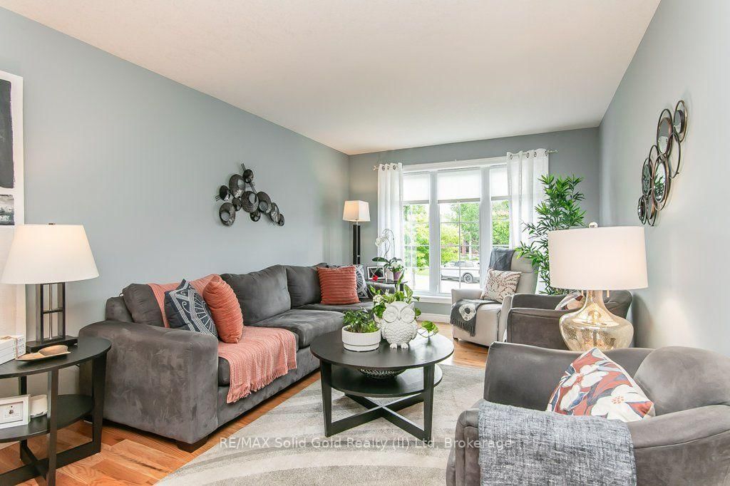 77 Lawrence Street • Wellesley, ON photo 7