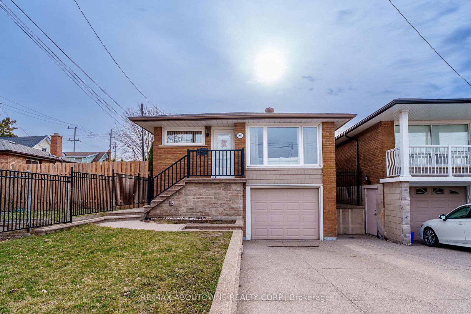 Detached House for sale at 106 Beland Avenue, Hamilton, Ontario, L8H 6C1 - McQuesten - MLS: X13552748