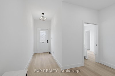 134 Sterling Street • London East, ON photo 3
