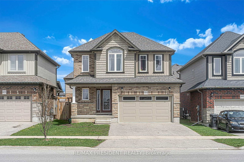 573 Forman Avenue, Stratford