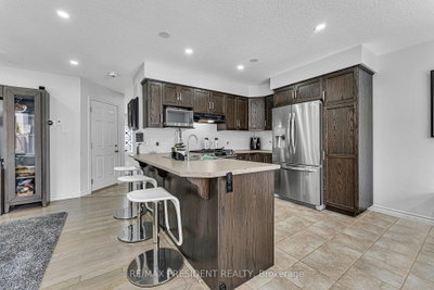 573 Forman Avenue — photo 5