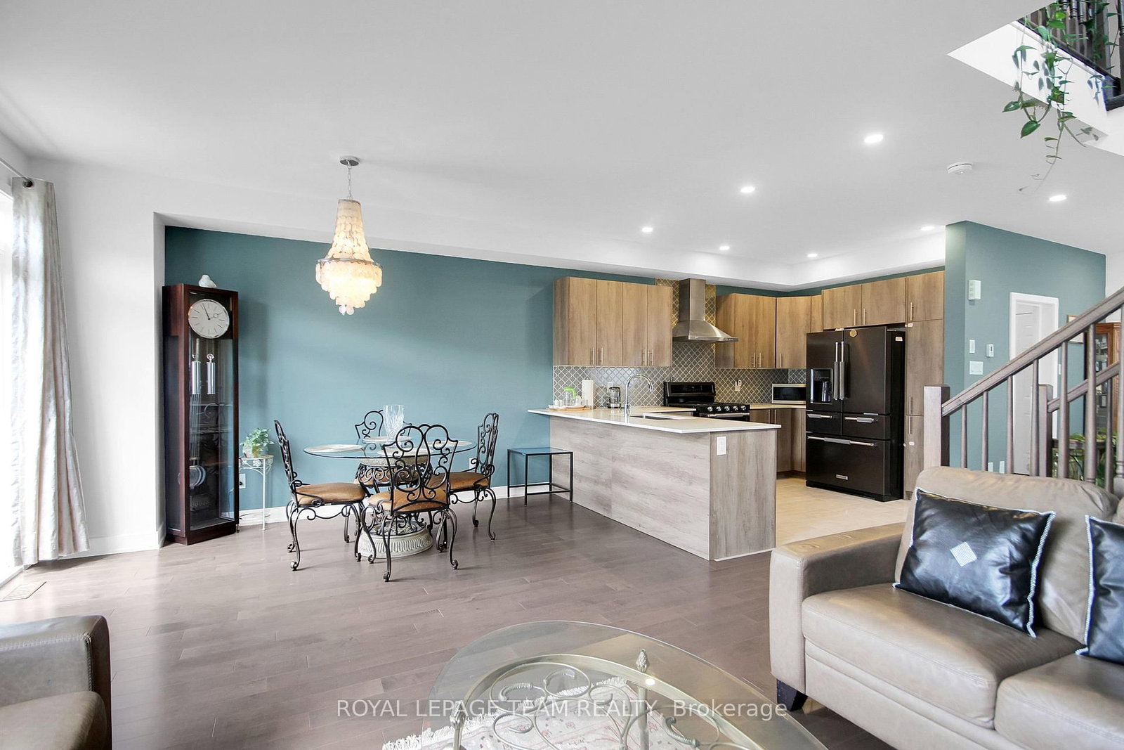 67 Heirloom Street • Ottawa, ON photo 14