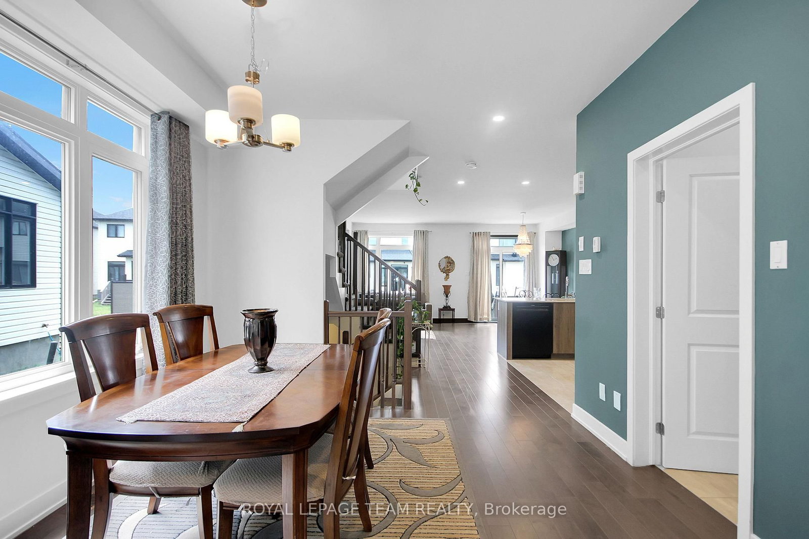67 Heirloom Street • Ottawa, ON photo 6