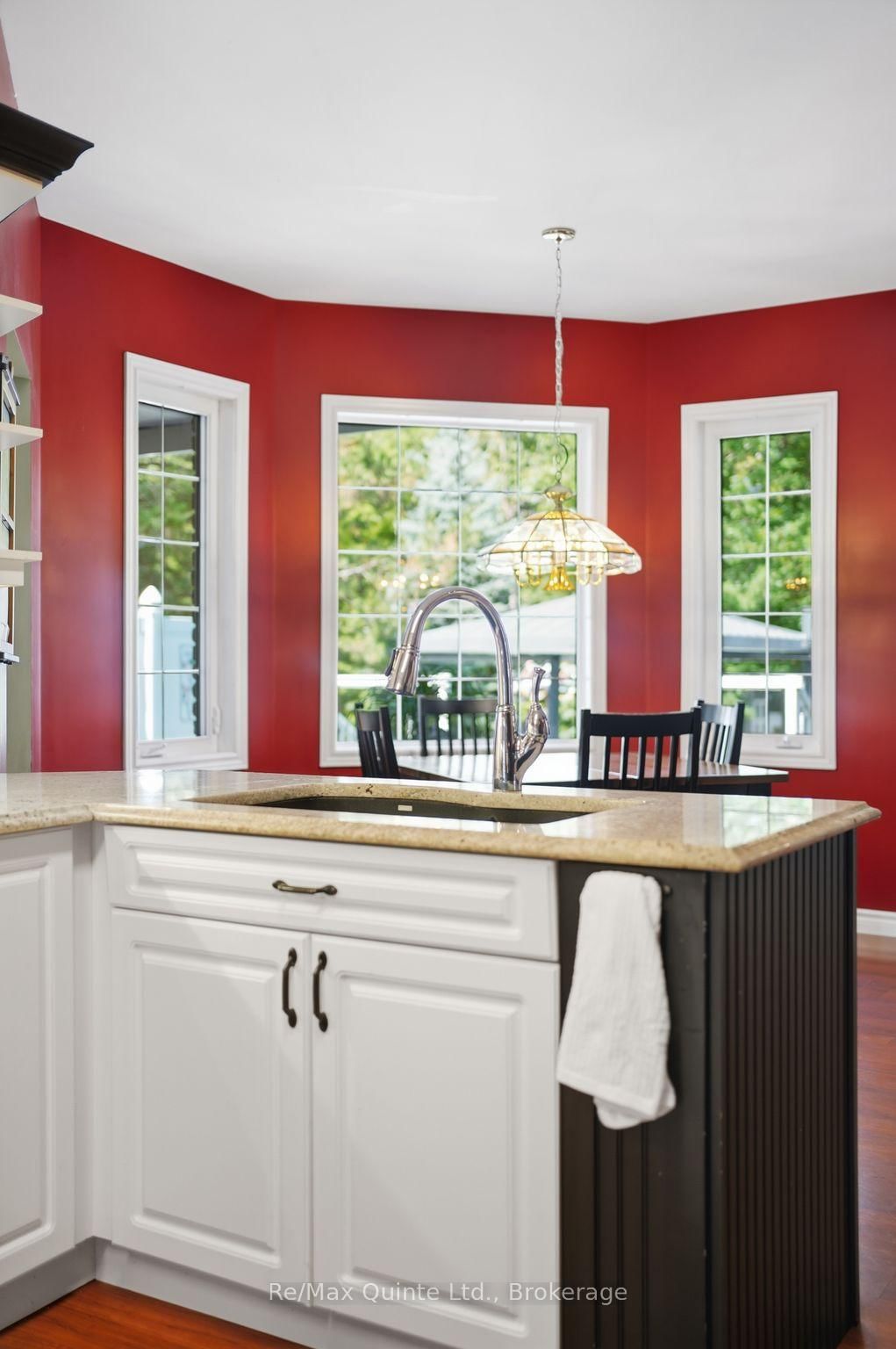 35 Penny Lane • Belleville, ON photo 22