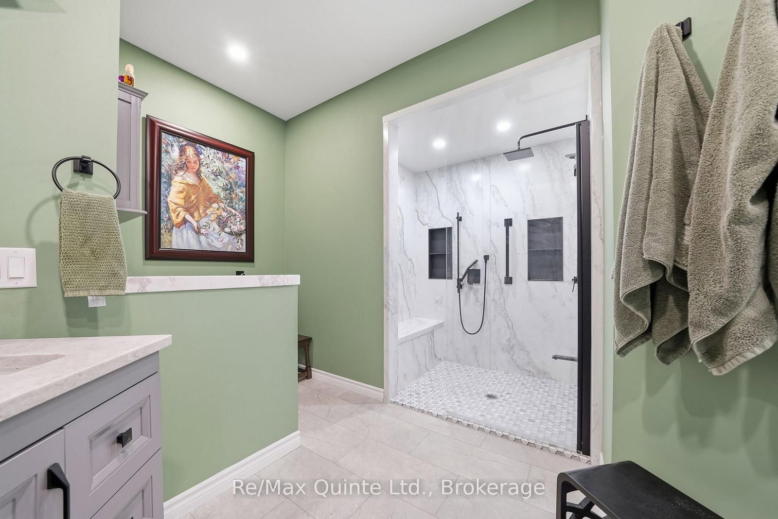 35 Penny Lane • Belleville, ON photo 30