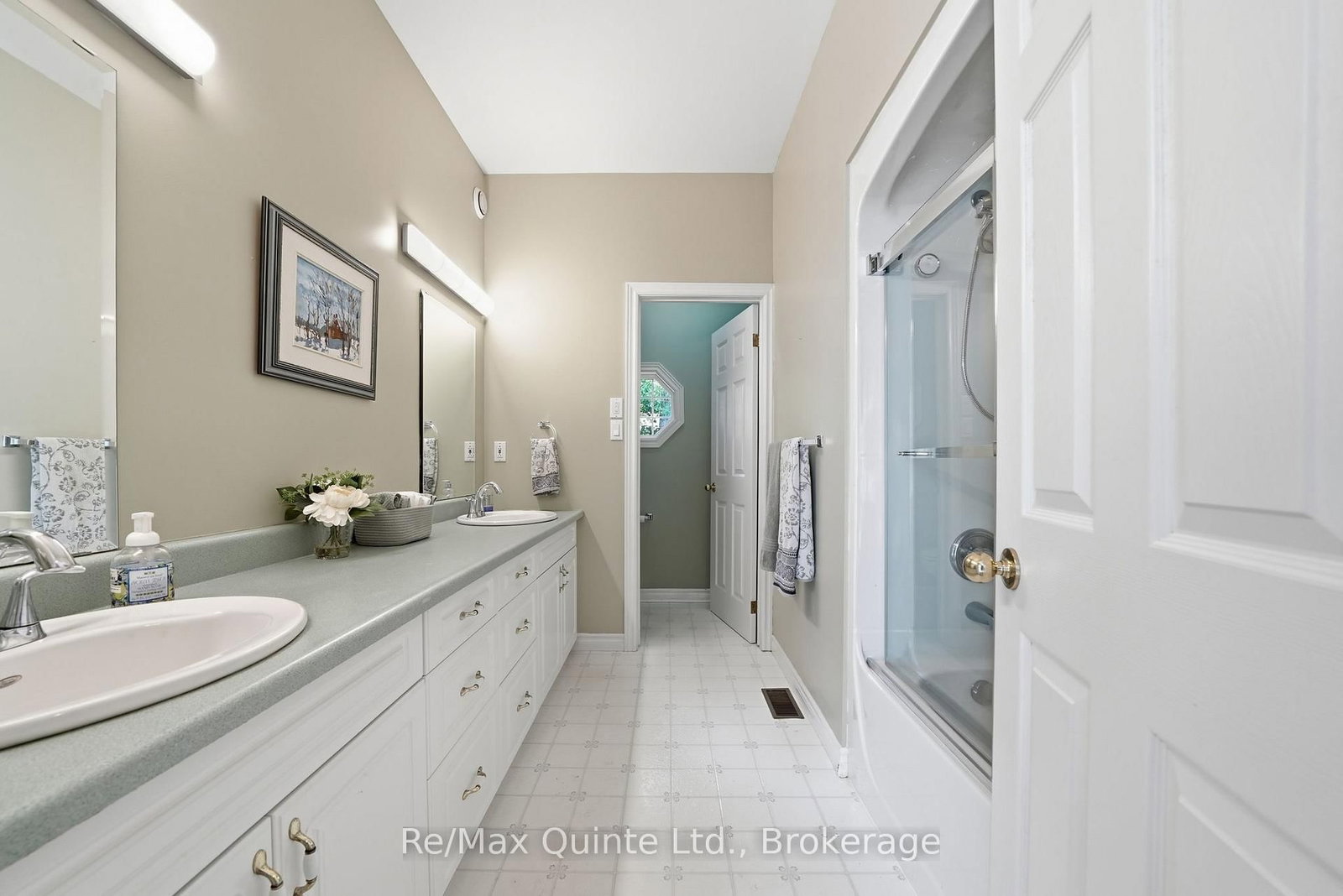 35 Penny Lane • Belleville, ON photo 36