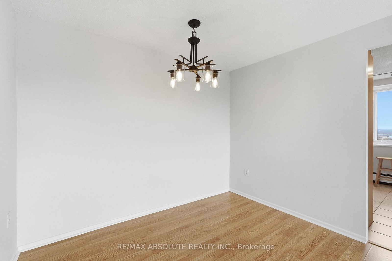 915 Elmsmere Road • #1010 • Ottawa, ON photo 13