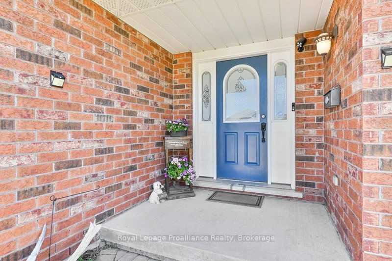 31 Hemlock Crescent