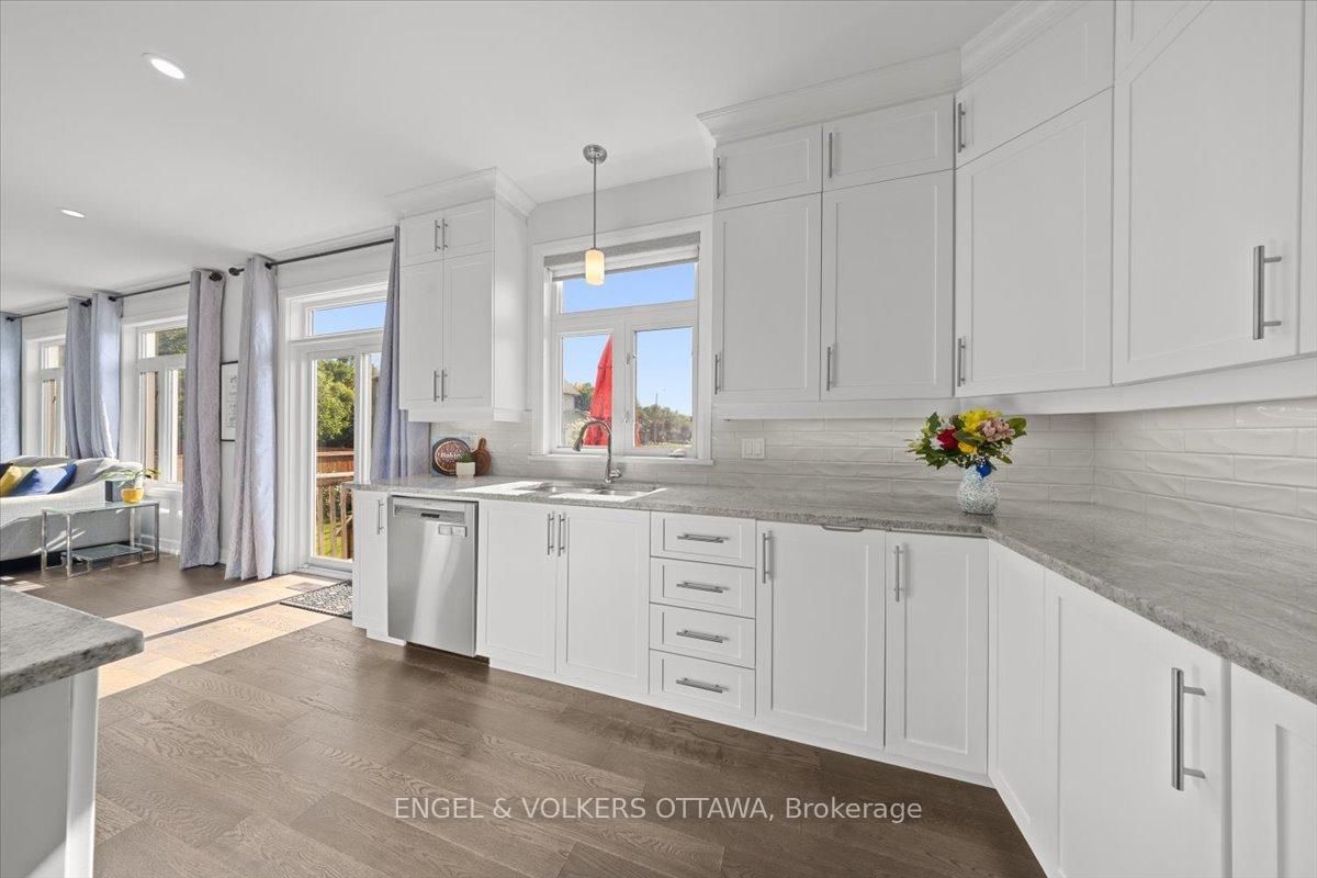110 Pioneer Road • Russell, ON photo 14