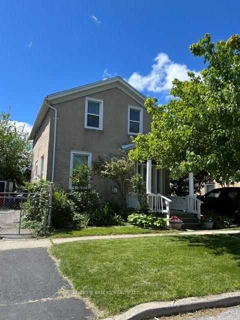 12 Cross Street • St. Catharines, ON photo 1