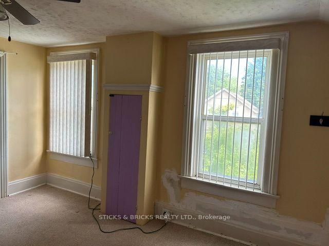 12 Cross Street • St. Catharines, ON photo 21