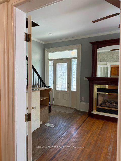 12 Cross Street • St. Catharines, ON photo 36