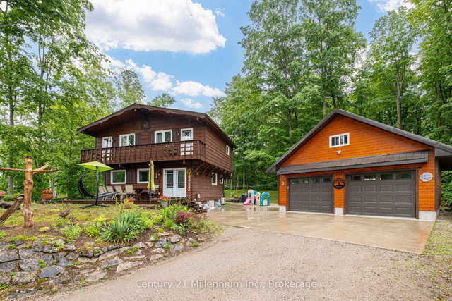 446 Manley Crescent