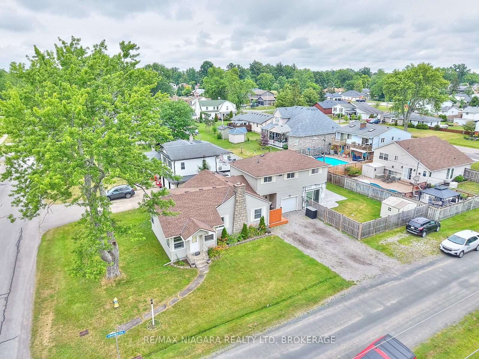 1444 Lakehurst Avenue • Fort Erie, ON photo 34