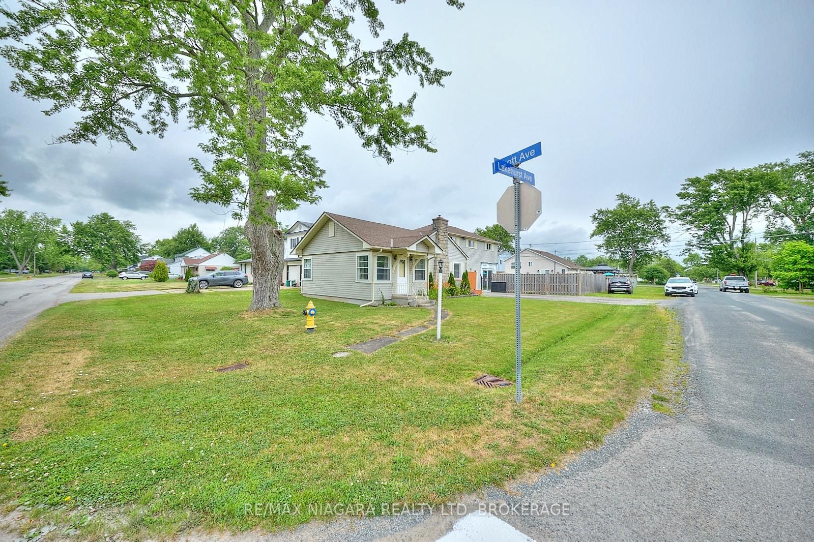 1444 Lakehurst Avenue • Fort Erie, ON photo 4