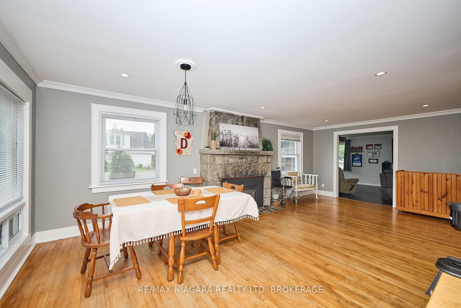 1444 Lakehurst Avenue • Fort Erie, ON photo 9