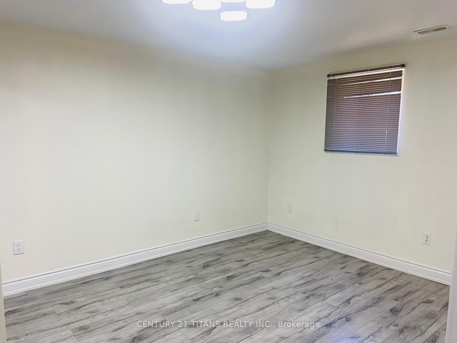 138-140 Grand Avenue E • Chatham-Kent, ON photo 12