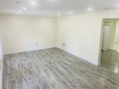 138-140 Grand Avenue E • Chatham-Kent, ON photo 3
