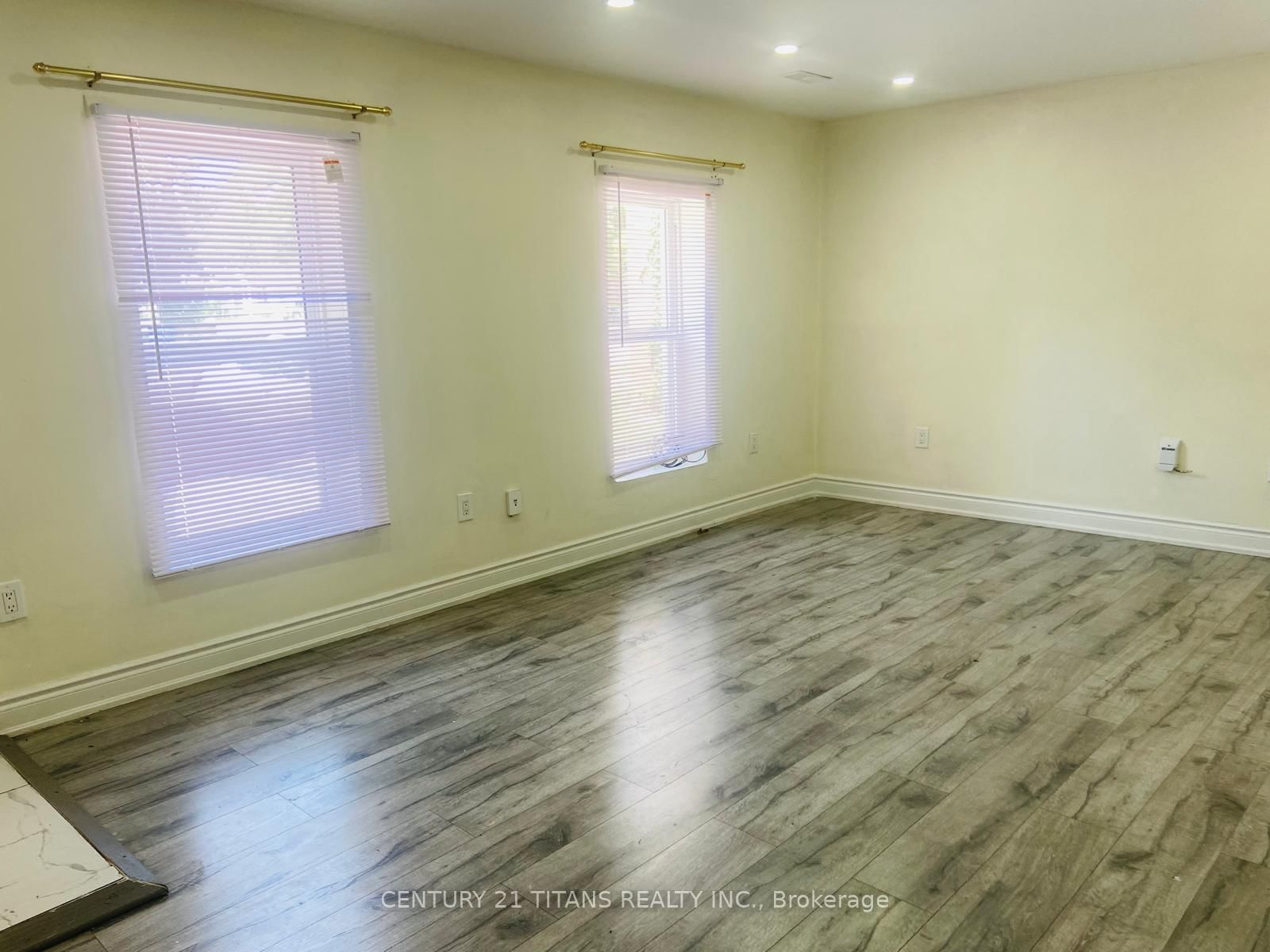 138-140 Grand Avenue E • Chatham-Kent, ON photo 7