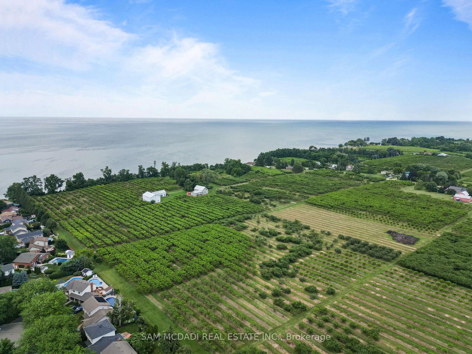 8 Nomad Court • Grimsby, ON photo 39