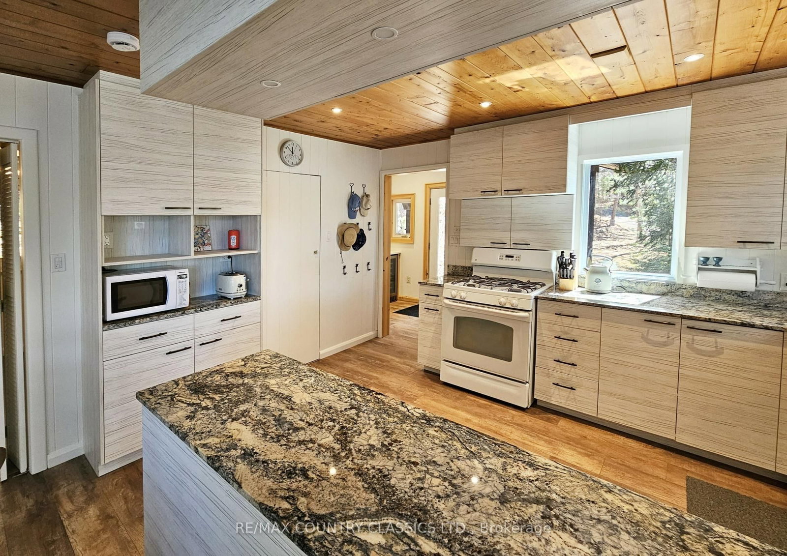 2378 Papineau Lake Road • Douglas, ON photo 16