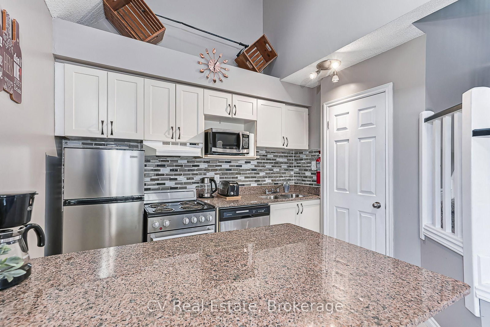 796468 Grey 19 Road • #211 • Blue Mountains, ON photo 21