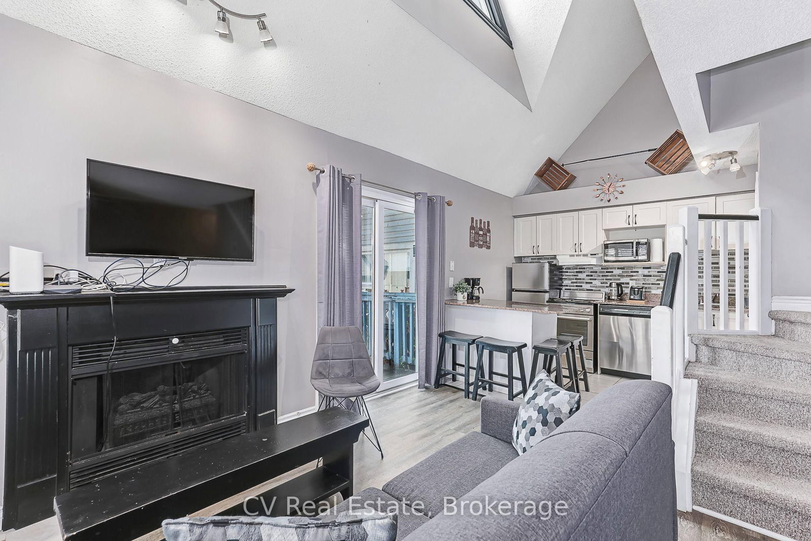 796468 Grey 19 Road • #211 • Blue Mountains, ON photo 8