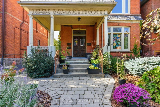 30 Ontario Avenue