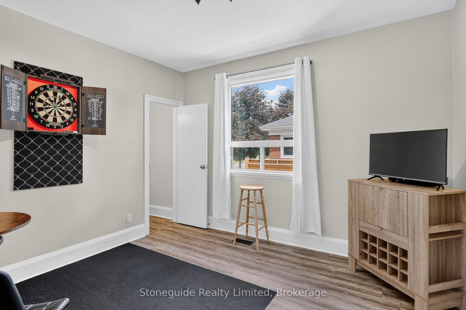565 Riverside Drive • Peterborough, ON photo 13