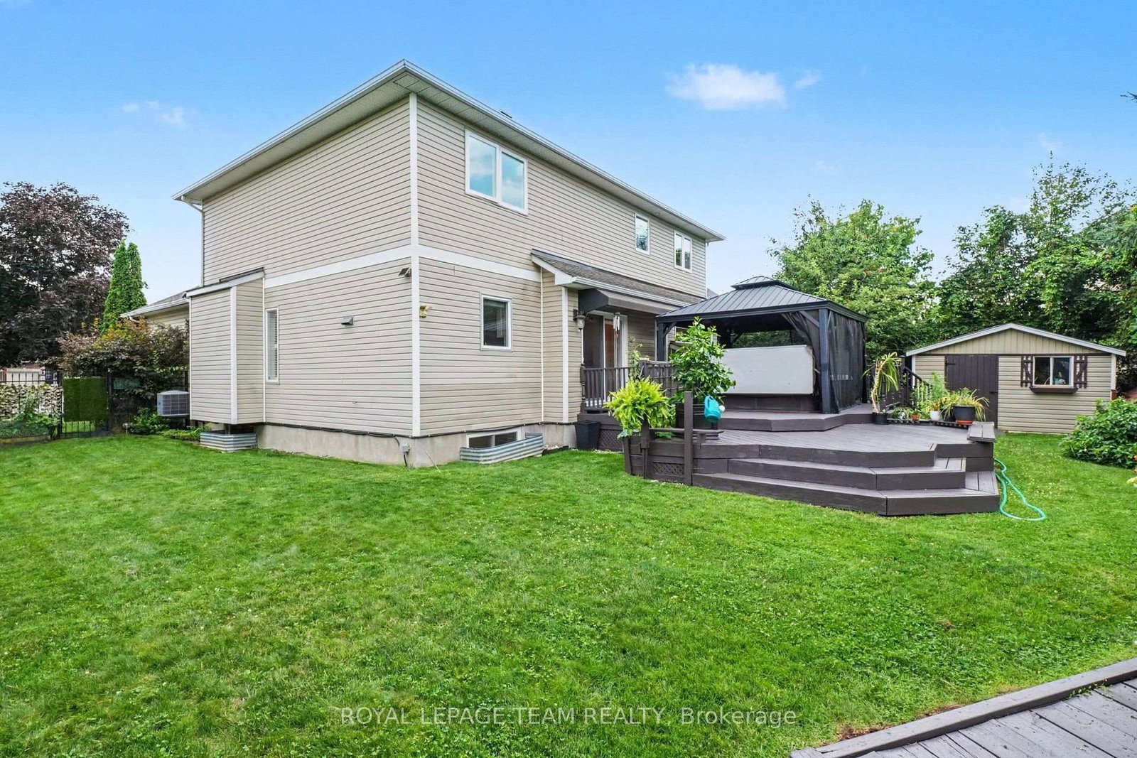 14 Elk Island Court • Kanata, ON photo 39