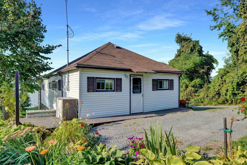 96 Bishop Lane